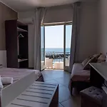 Teddu Giardini Naxos