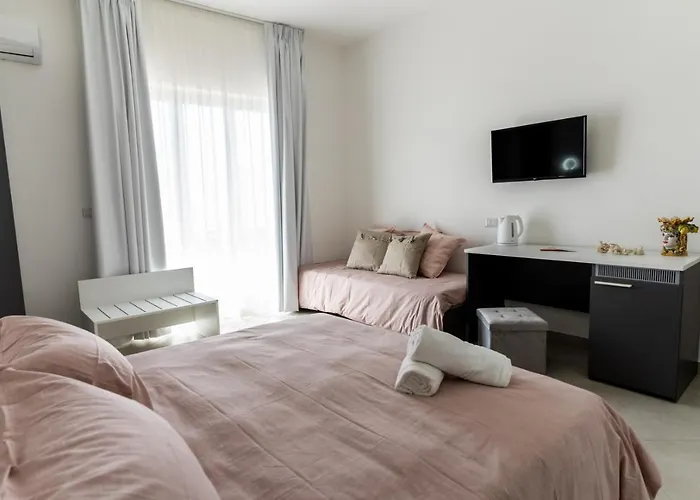 فندق مبيت وإفطار Teddu 4*
