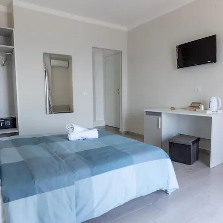 Bed and breakfast Teddu 3*